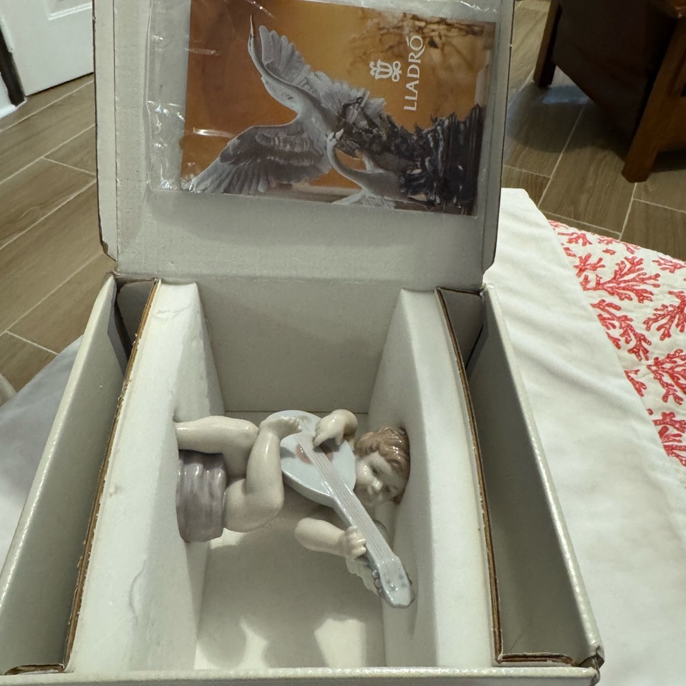 Lladro White and Gray Reclining Sculpture Art